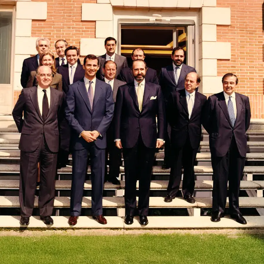 Papel de Asuntos Públicos y normalización